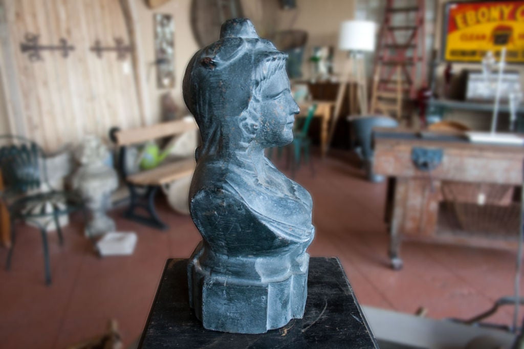 marianne bust