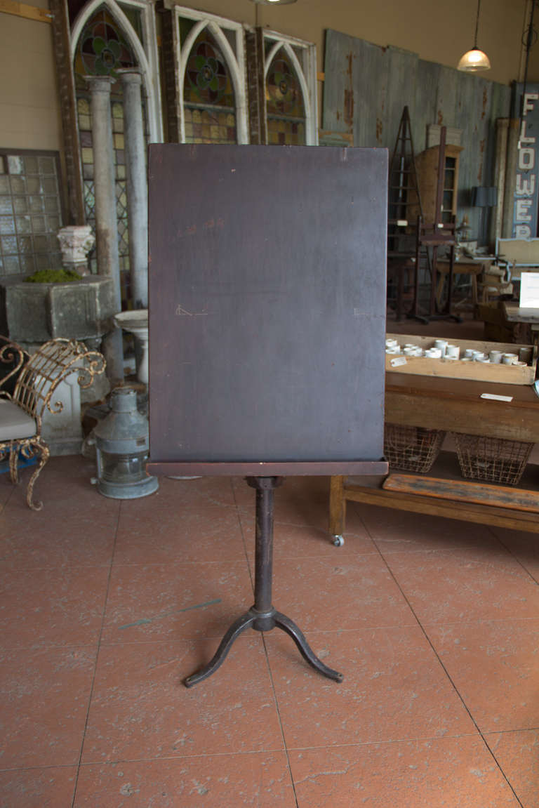 American Arts & Crafts Easel In Good Condition In Calgary, Alberta