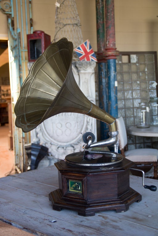 his masters voice gramophone price