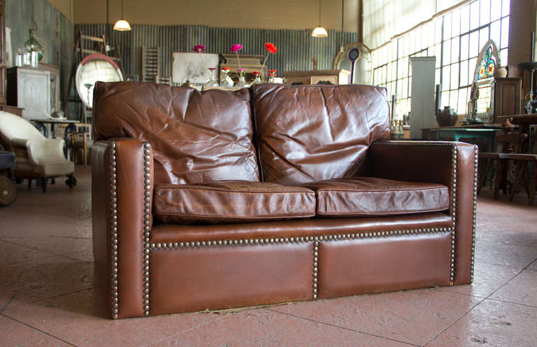 Vintage French Leather Settee In Good Condition In Calgary, Alberta