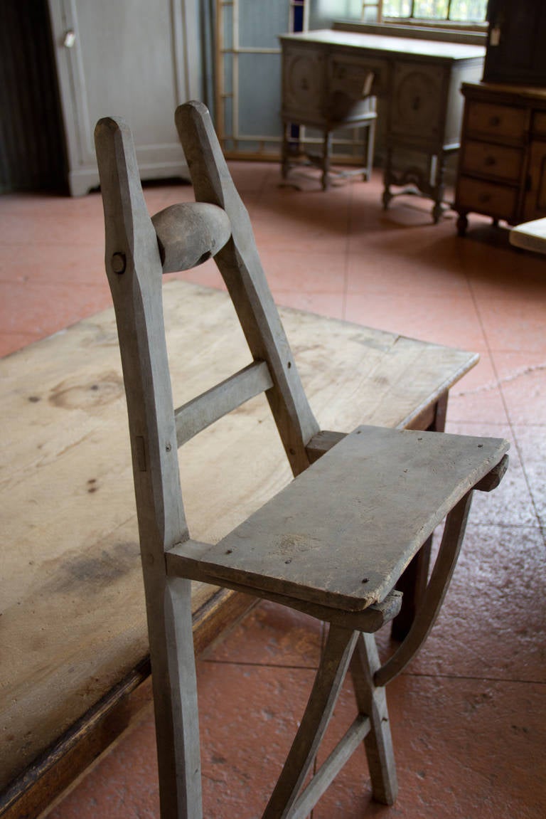 Rare Antique French Hotte Stand In Good Condition In Calgary, Alberta