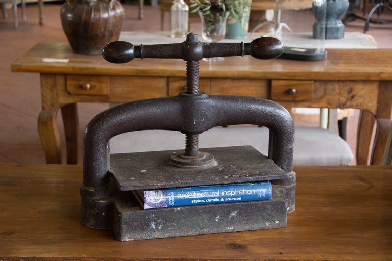 Antique English Book Press