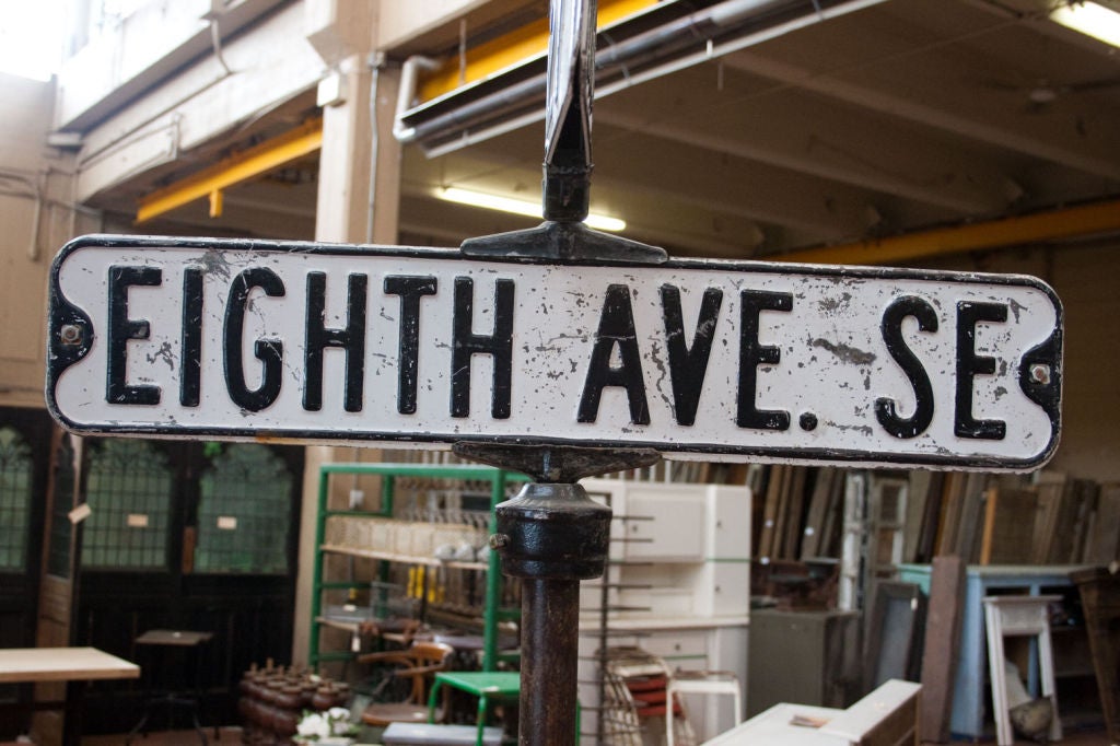 old fashioned street signs