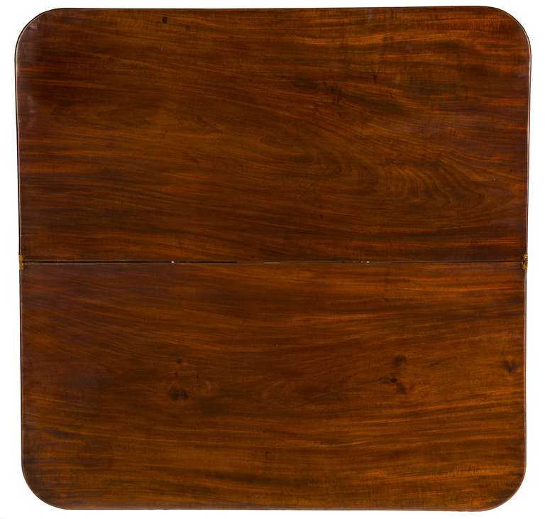 American Classical Highly Figured Mahogany Classical Card Table on Saber Legs, Salem, circa 1820 For Sale