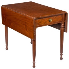 Used Fine Mahogany Sheraton Pembroke Table, circa 1810