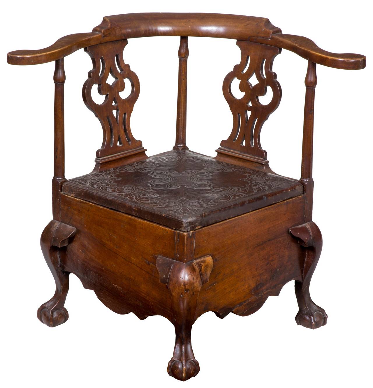 Fully Developed Mahogany Chippendale Commode Stool In Excellent Condition For Sale In Providence, RI