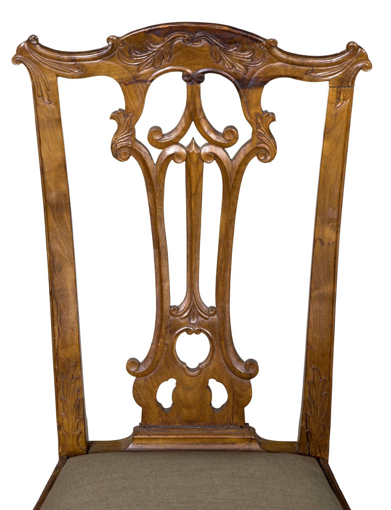Pair Of Carved Chippendale Ball And Claw Feet Side Chairs At 1stdibs These Chairs Are Some Of The Finest Carved Portuguese Colonial Extant Note Strongly