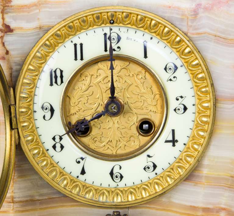 A Victorian Variegated Marble Mantel Clock with Figural Mounts, circa 1880-90 In Excellent Condition In Providence, RI