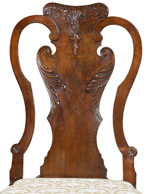 Set of Six Carved Walnut Queen Anne Side Chairs, England In Excellent Condition In Providence, RI