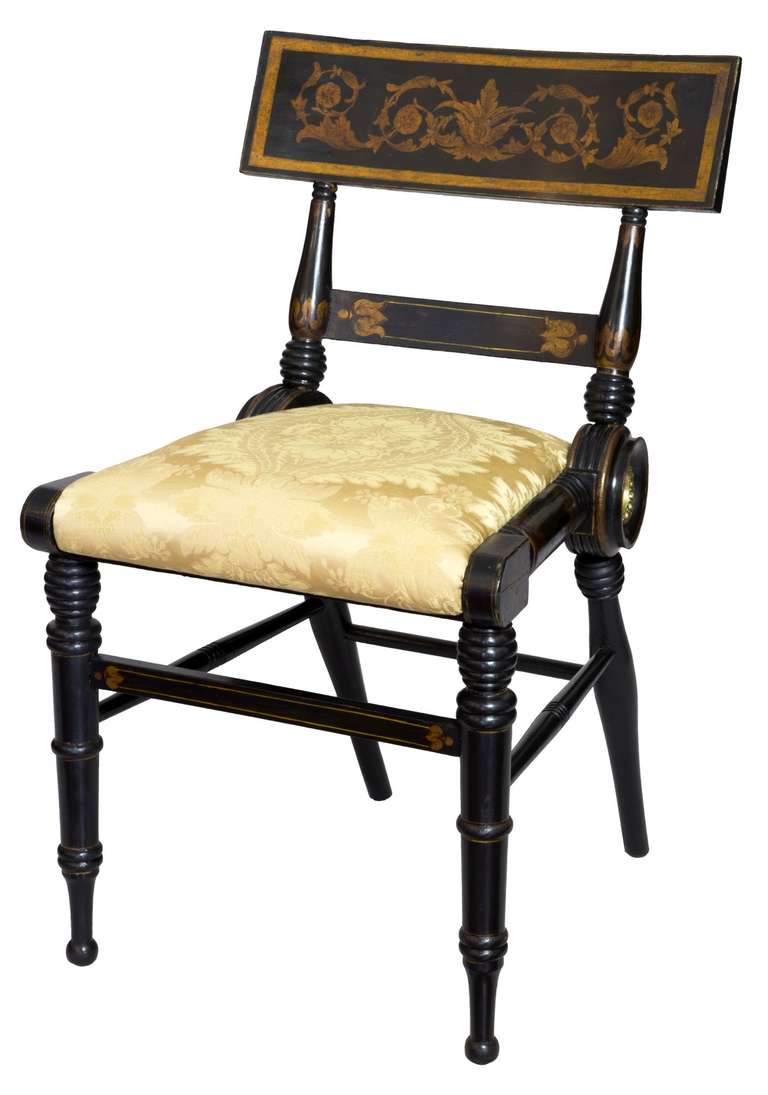 Set of Six Ebonized and Gilt Baltimore Painted Chairs, circa 1825 In Excellent Condition For Sale In Providence, RI