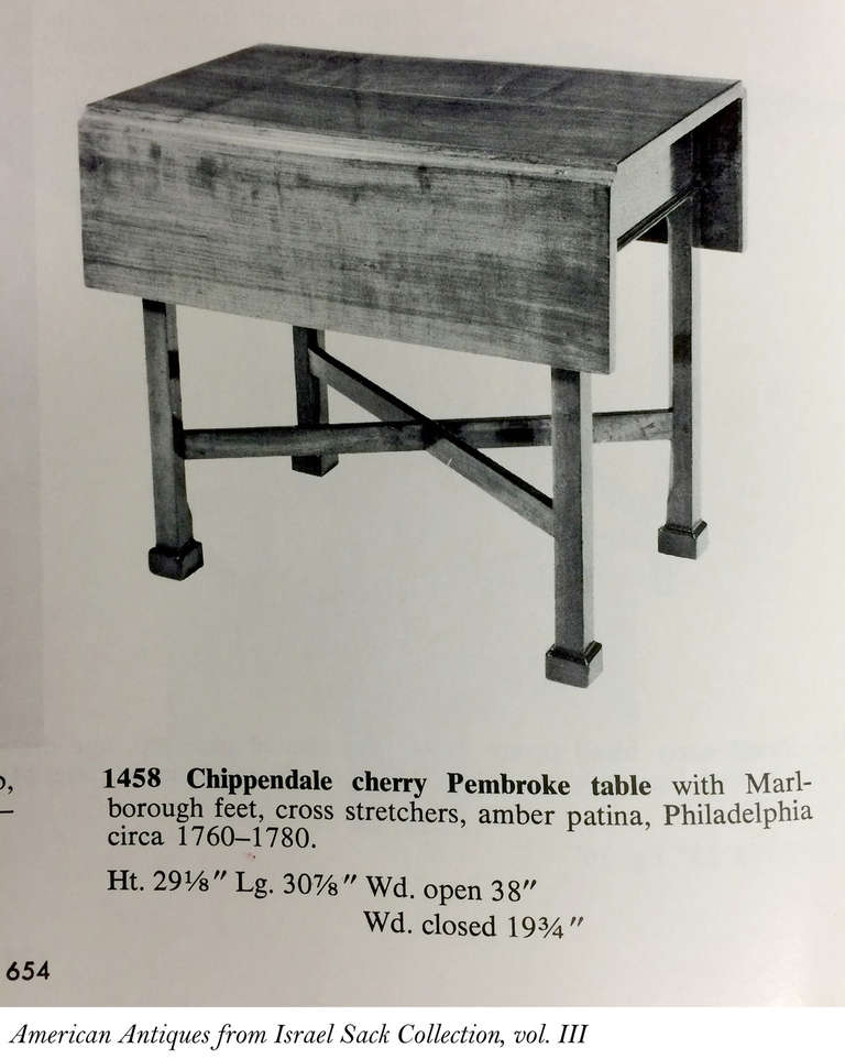 18th Century Walnut Chippendale Pembroke Table with Marlborough Leg, Pennsylvania For Sale