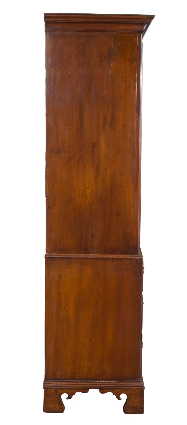 Cherry Chippendale Linen Press with Solid Figured Panels, New Jersey, circa 1780 2