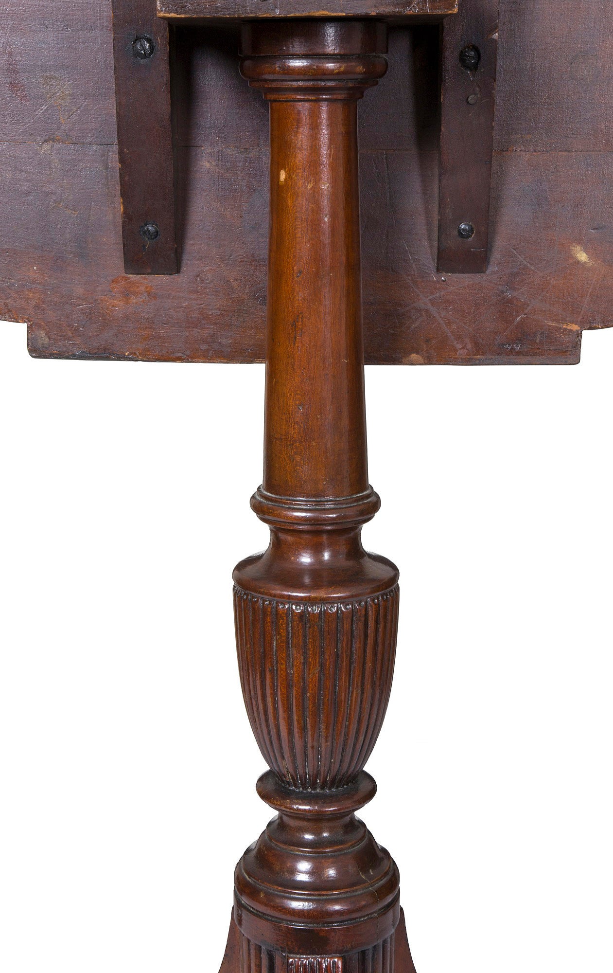 Federal Mahogany Tripod Table, Attributed to Duncan Phyfe, NY, circa 1810 In Excellent Condition For Sale In Providence, RI