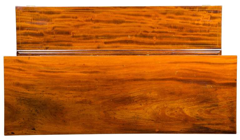 Inlaid Mahogany Hepplewhite Tambour Desk with Eagle, Massachusetts, circa 1810 1