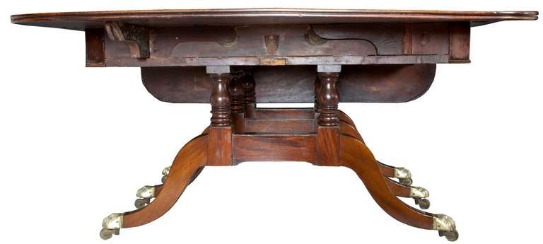 Rare Large Pedestal Mahogany Classical Harvest Table, Boston, circa 1820 2