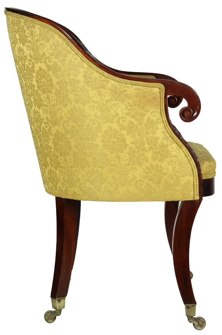 Federal Classical Mahogany Tub Chair, New York or Philadelphia, Mid-19th Century