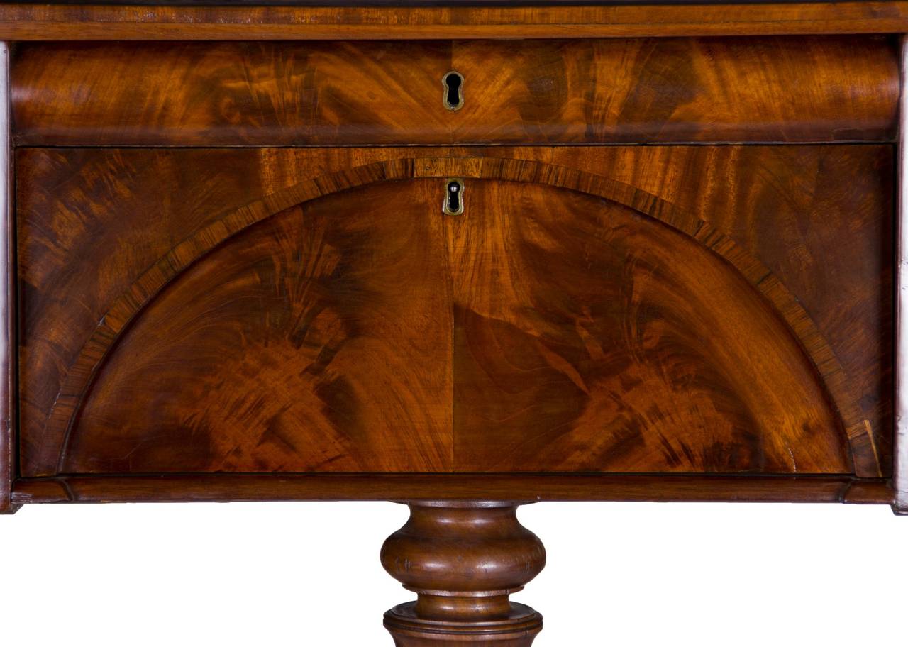 Classical Mahogany Worktable Attributed to Anthony Quervelle, circa 1830 For Sale 1