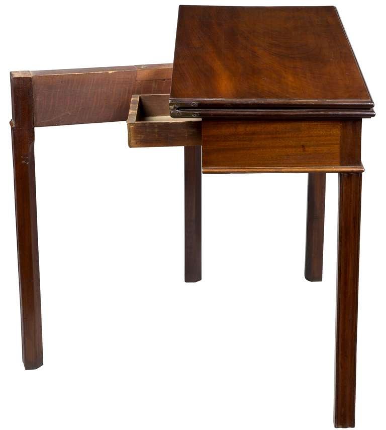 Mahogany Chippendale Card Table, with Hidden Drawer, Newport, circa 1780 For Sale 2