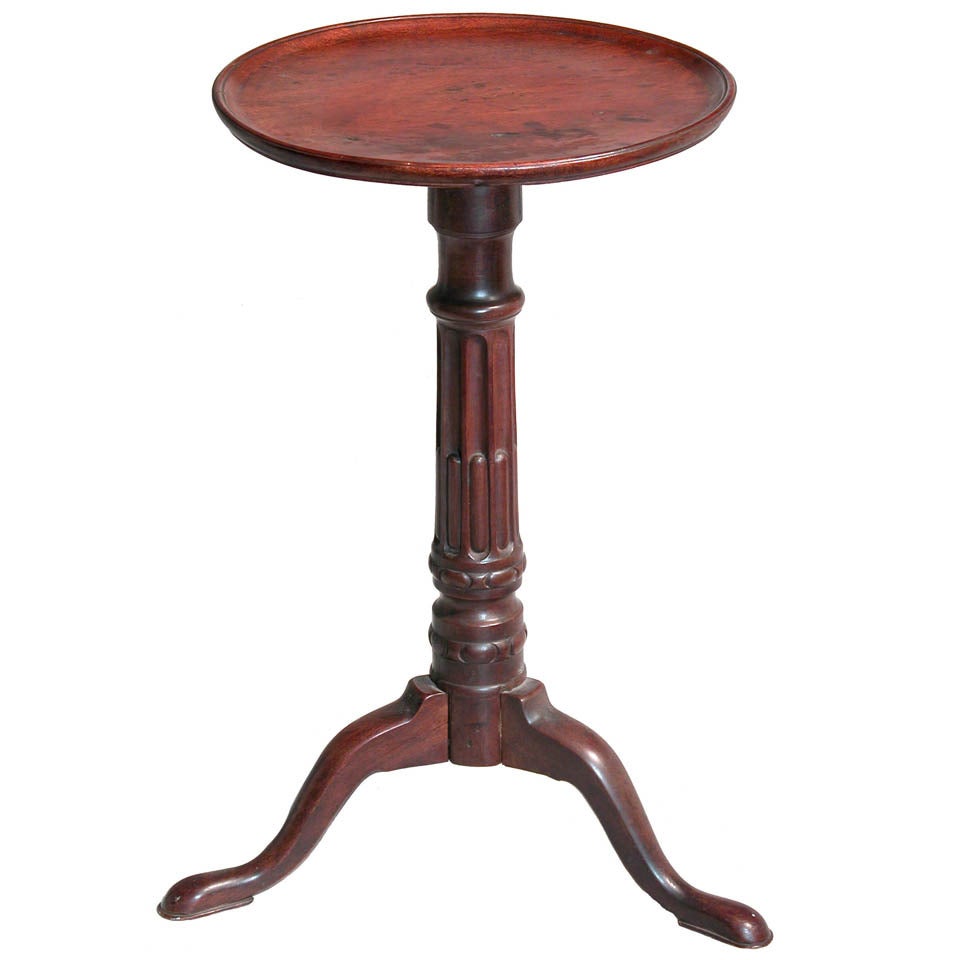 Mahogany Dishtop Kettle Stand, Possibly Newport, circa 1760-1780 For Sale