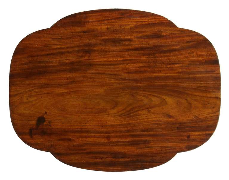 American A Fine Federal Mahogany Tilt-Top Table from New York 1790-1810