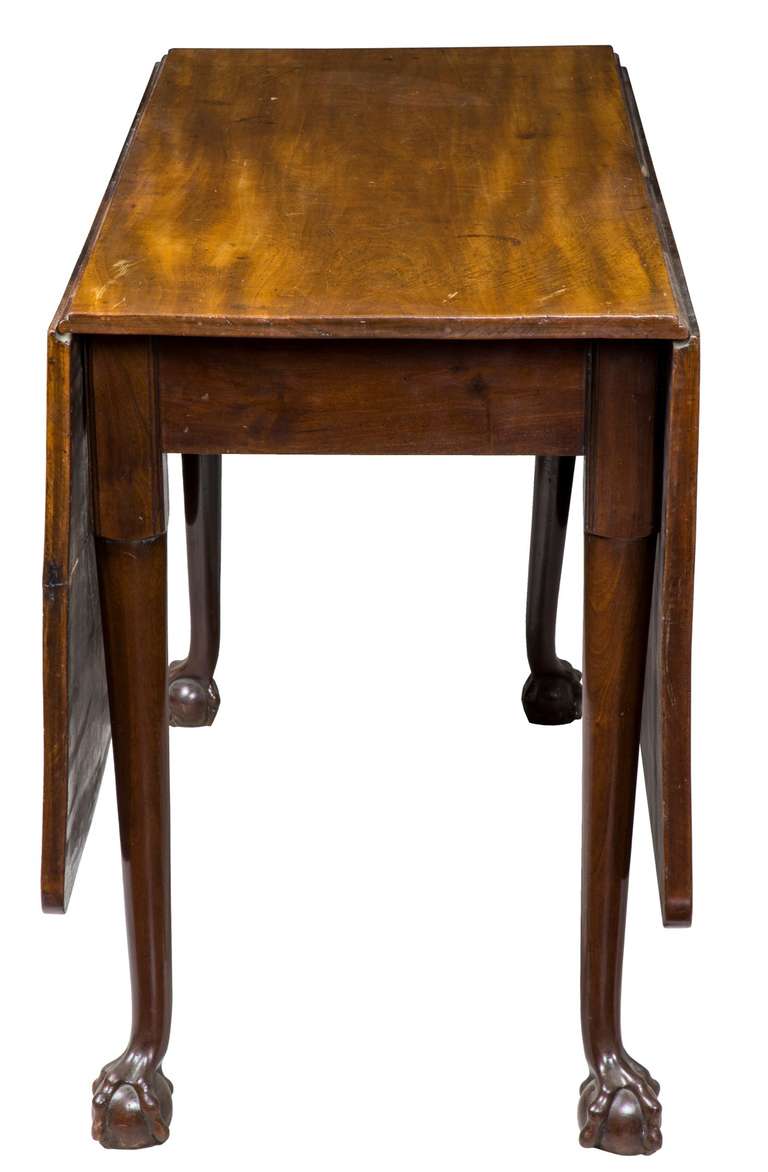 American Mahogany Chippendale Drop-Leaf Table with Claw and Ball Feet, circa 1780