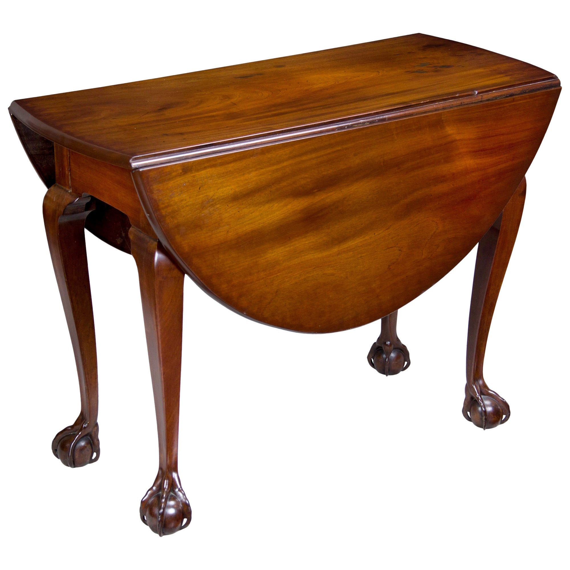 Chippendale Drop-Leaf Table with Open Talon Claw and Ball Feet, Newport For Sale