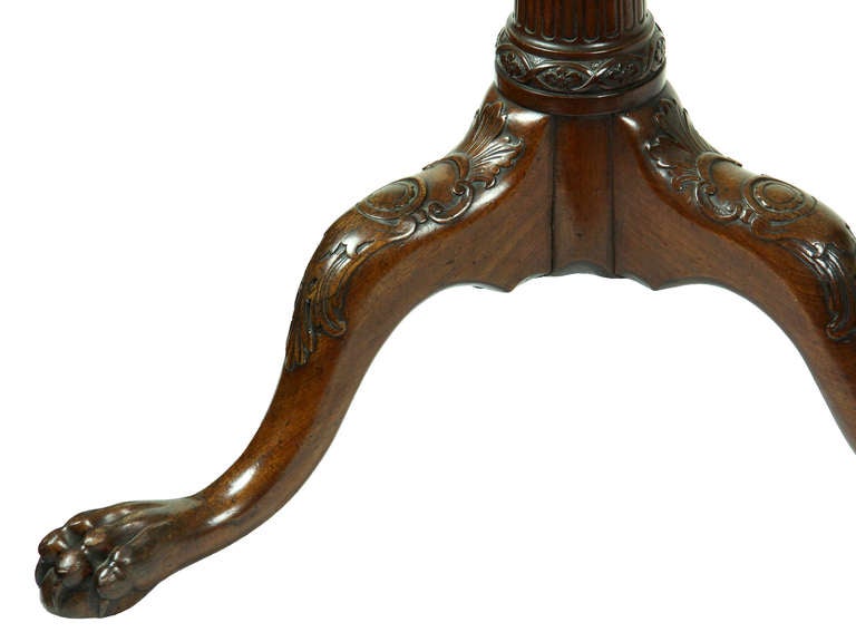 English Chippendale Mahogany Tilt-Top Table with Pie Crust Top, England, circa 1780 For Sale