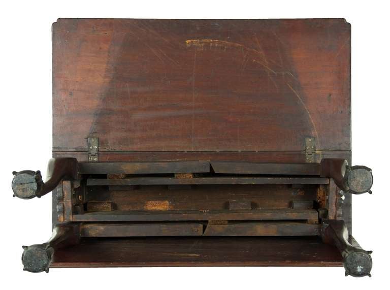 Chippendale Mahogany Drop Leaf Table, Claw and Ball Feet,  Salem, c.1780 In Excellent Condition In Providence, RI