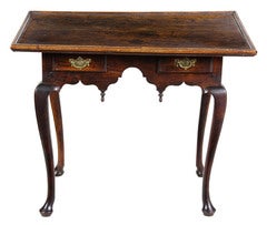 Queen Anne Walnut Tray Top Tea Table, probably New Hampshire, c.1730-60