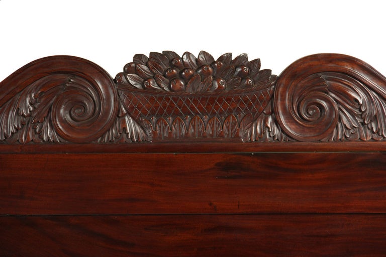 19th Century Carved Mahogany Classical 4-Post Bed, possibly Philadelphia, c.1810-20