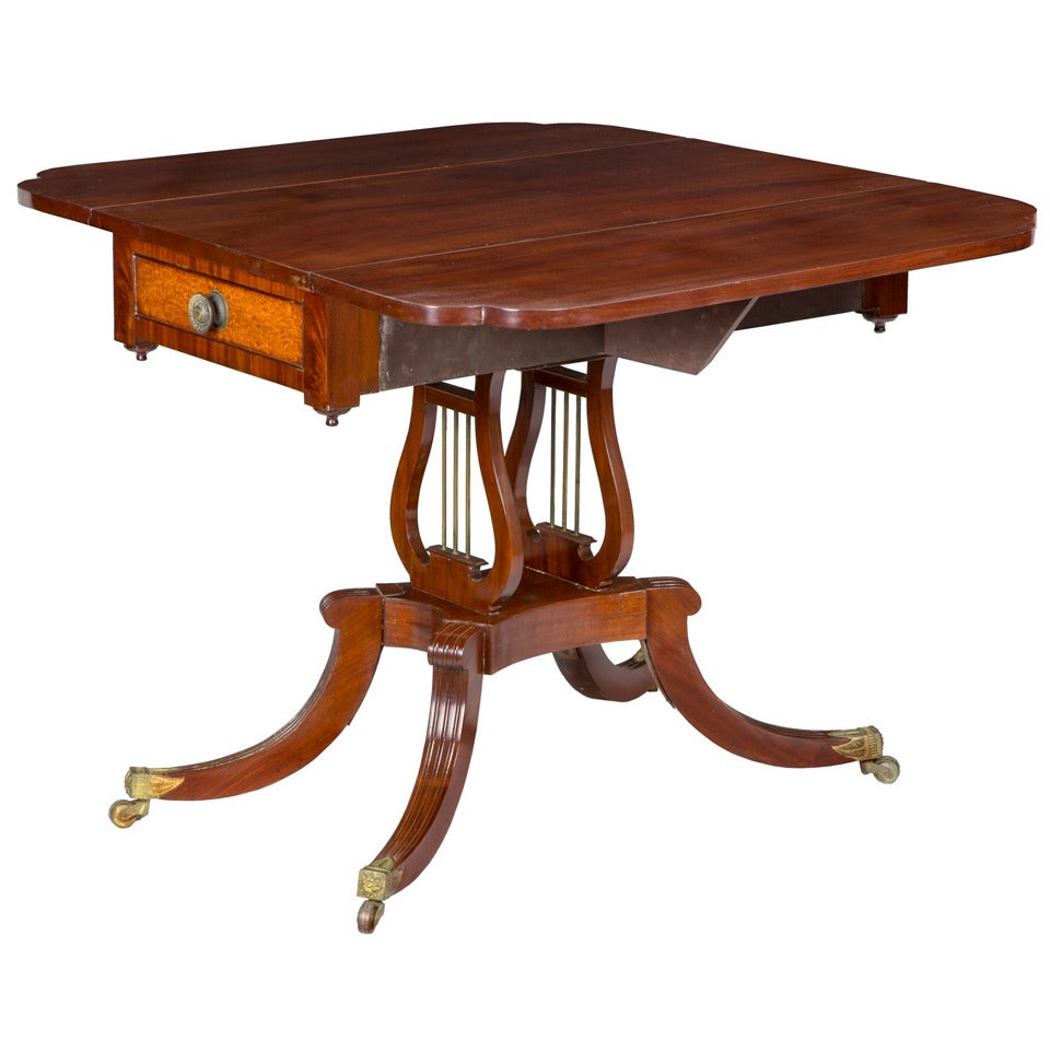 Classical and Federal Mahogany and Bird's-Eye Maple Drop-Leaf Table For Sale