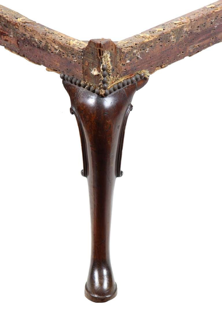 Acajou Chaise d'appoint Queen Anne en acajou, Angleterre, datant d'environ 1740 en vente