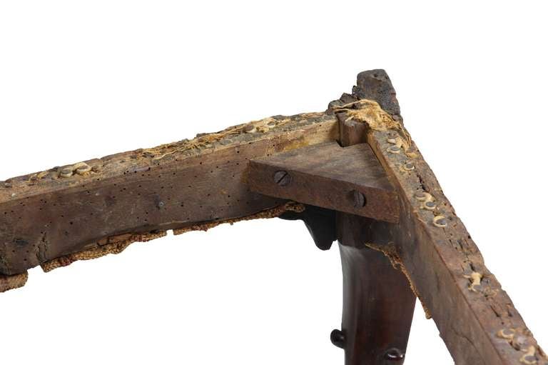 Chaise d'appoint Queen Anne en acajou, Angleterre, datant d'environ 1740 en vente 3
