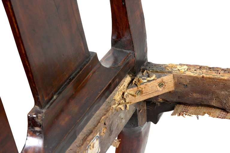 Chaise d'appoint Queen Anne en acajou, Angleterre, datant d'environ 1740 en vente 4