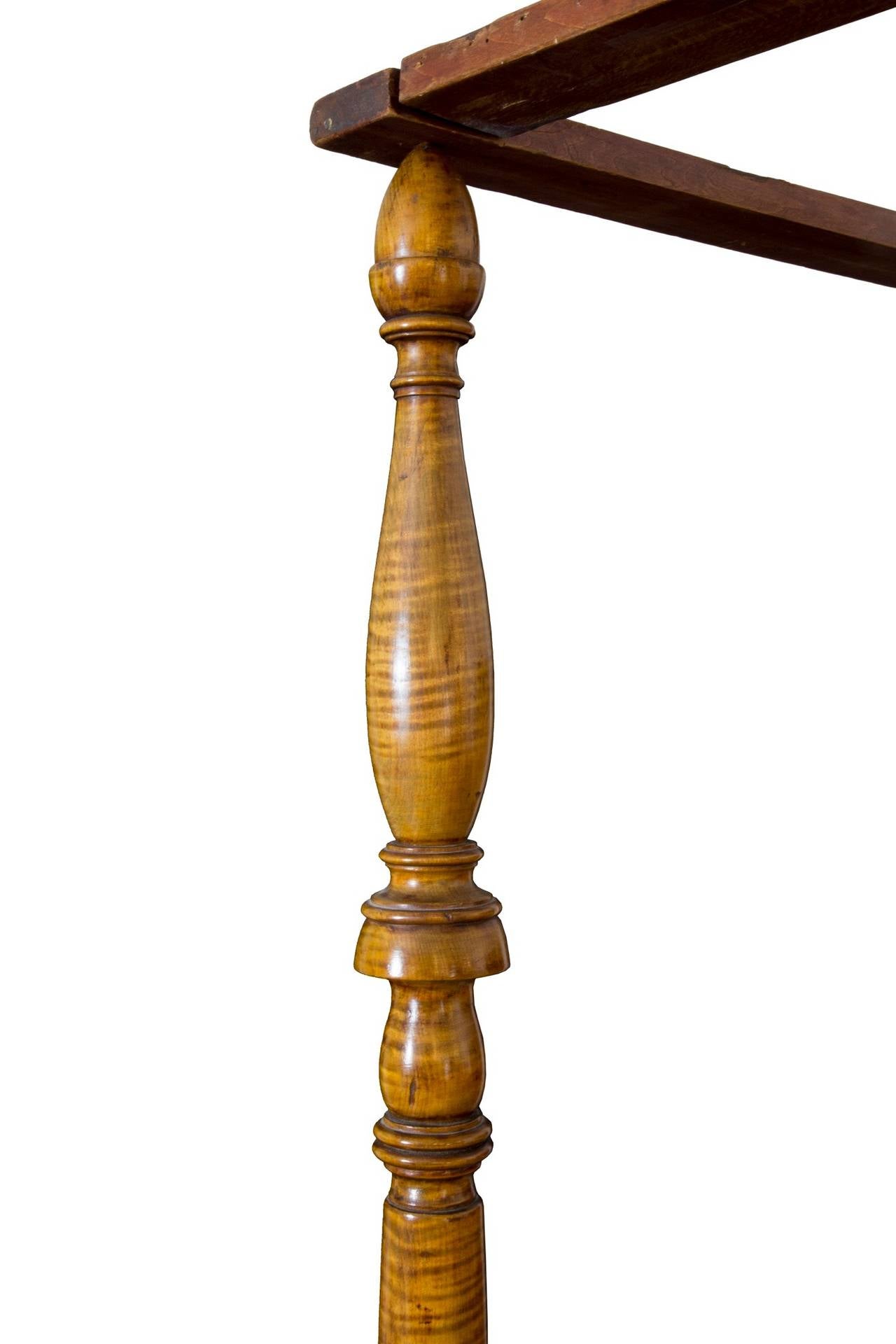 Early 19th Century Federal Tiger Maple Bed, New England, circa 1820