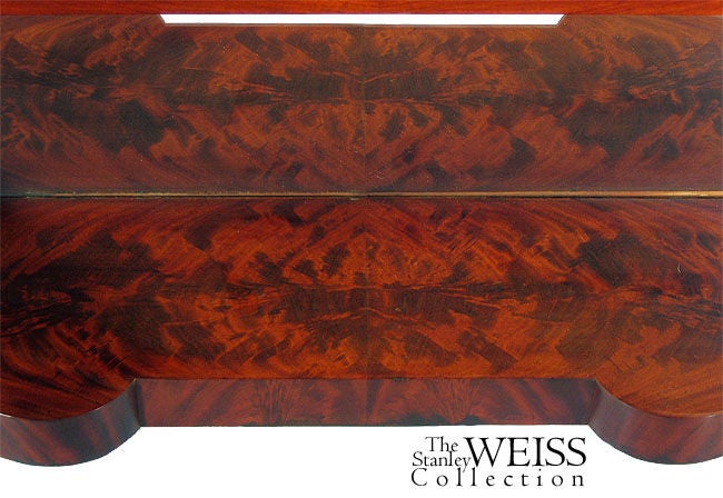 Large Pier Table with Carved Swans and Marble Top, Southern 3