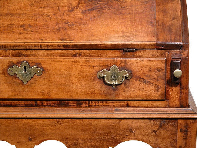 Rare Figured Maple Desk on Frame, Rhode Island 1