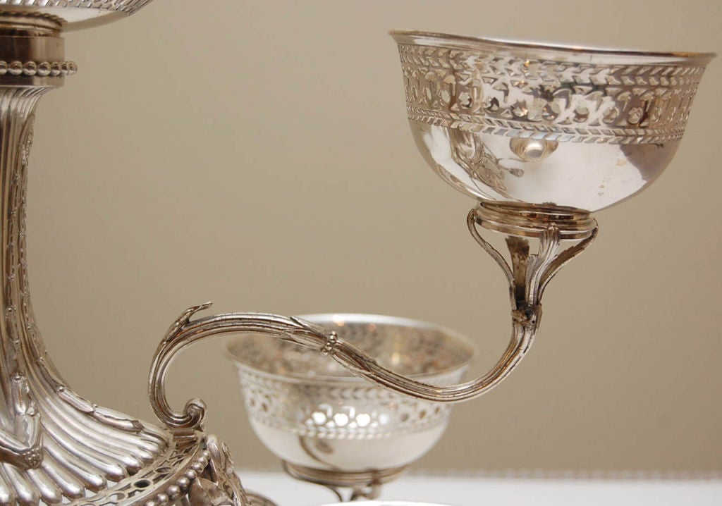 Georgian Silver Epergne In Good Condition In Brooklyn, NY
