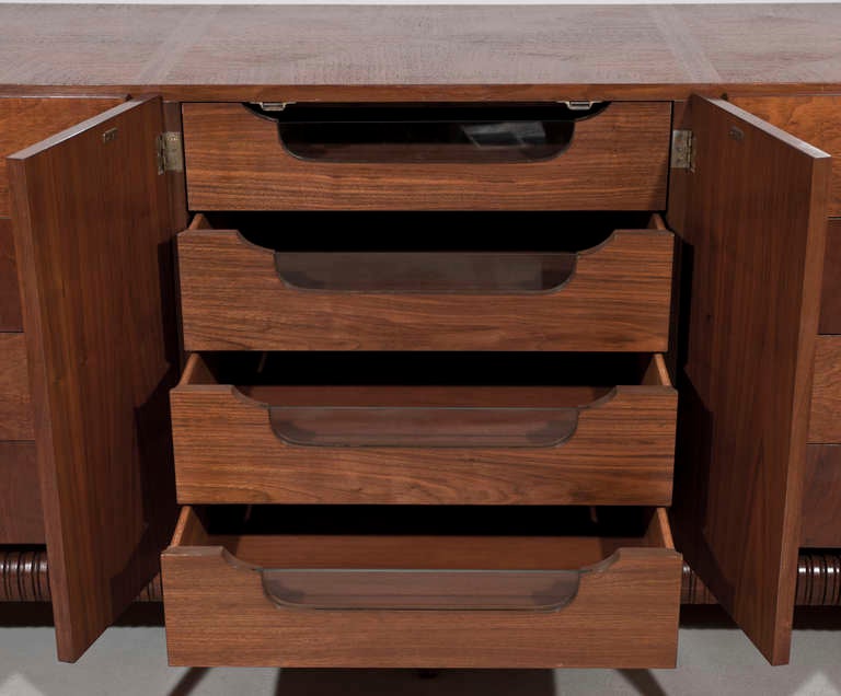 Vanleigh Mid Century Moderne Cabinet For Sale 1