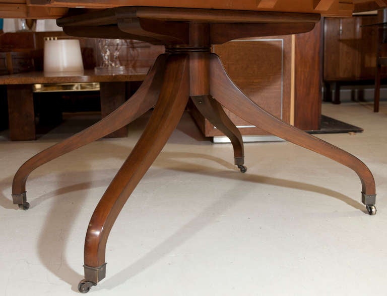 20th Century Oval Single Pedestal Dining Table in the Style of Wormley For Sale