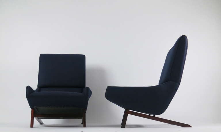 Gianfranco Frattini - Pair Of Lounge Chairs -  Model #880 For Cassina In Excellent Condition In Chicago, IL
