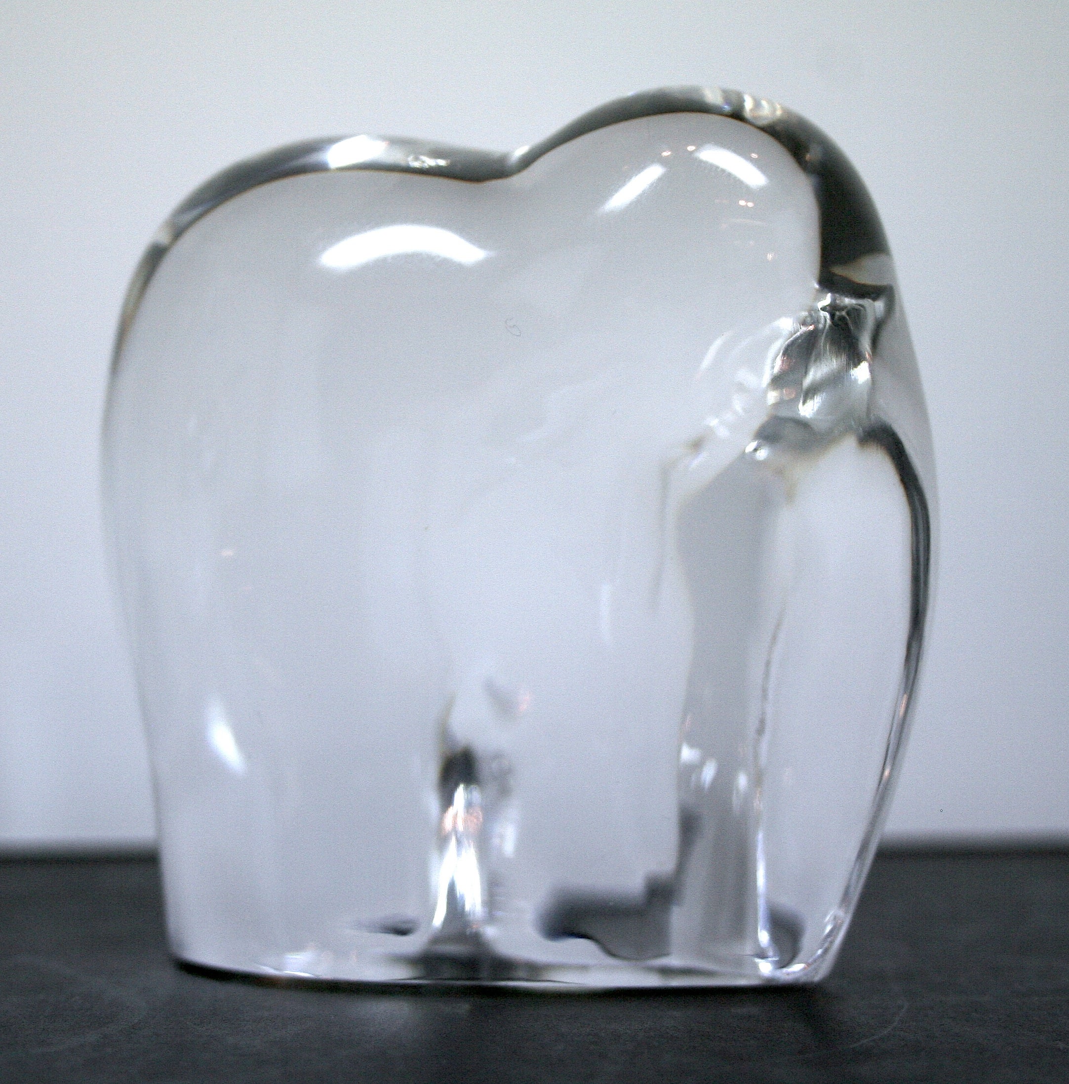 Éléphant en cristal de Baccarat