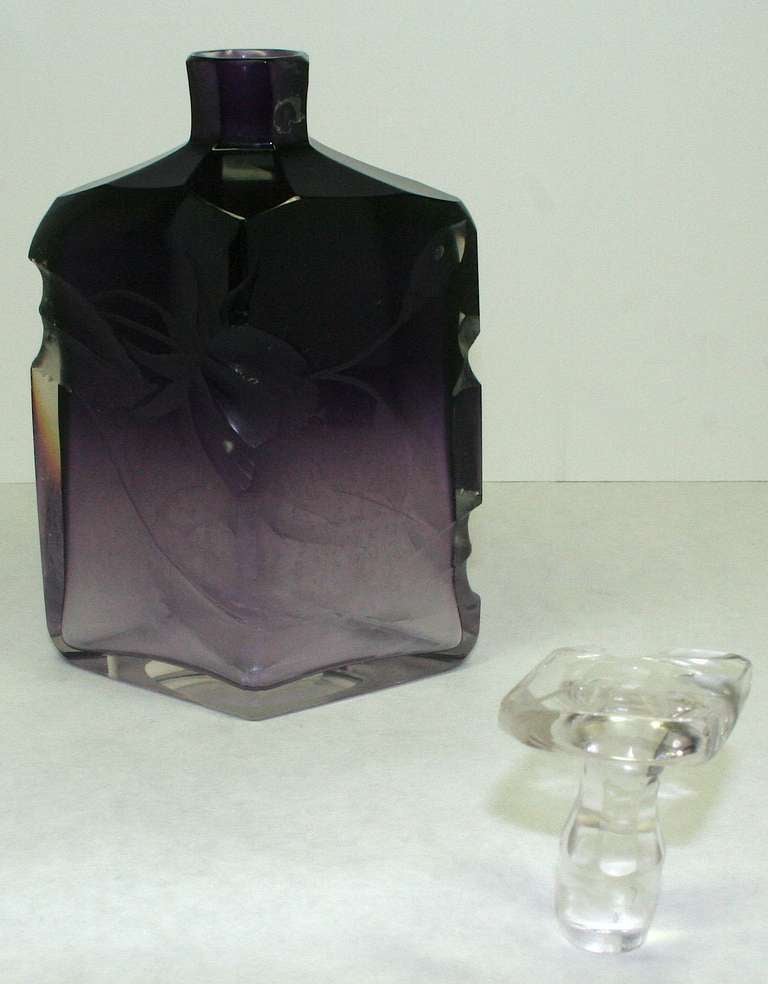 Amethyst Perfume Bottle In Good Condition In New York, NY