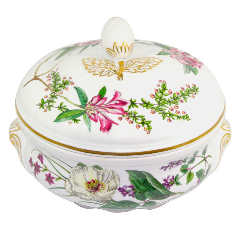 Spode Stafford Flowers Soup Tureen