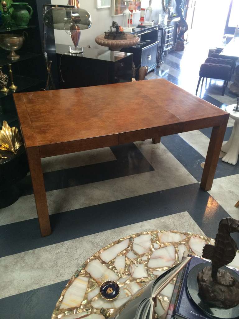 Milo Baughman Burl wood expandable console / table In Excellent Condition In Los Angeles, CA