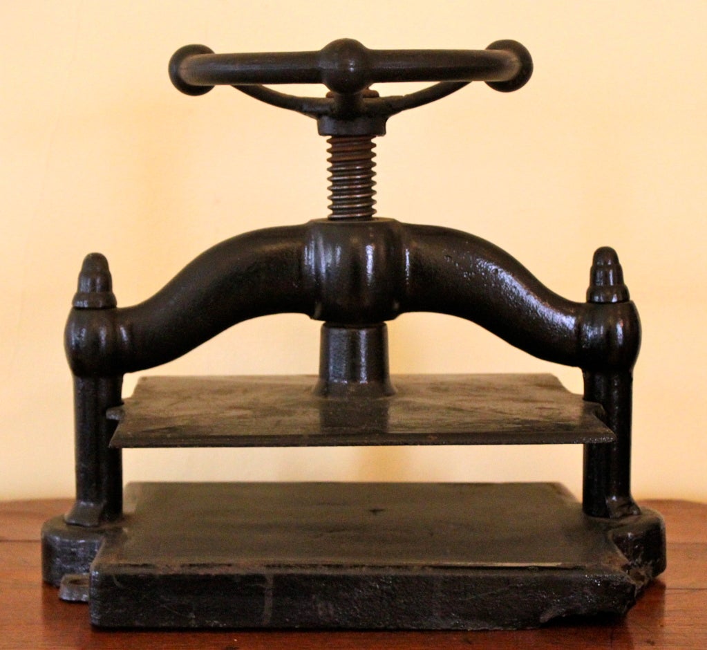 Beautiful cast iron book press - press flowers, imPRESS your friends - or smash something you are 'mad-at' - wonderful decorative piece