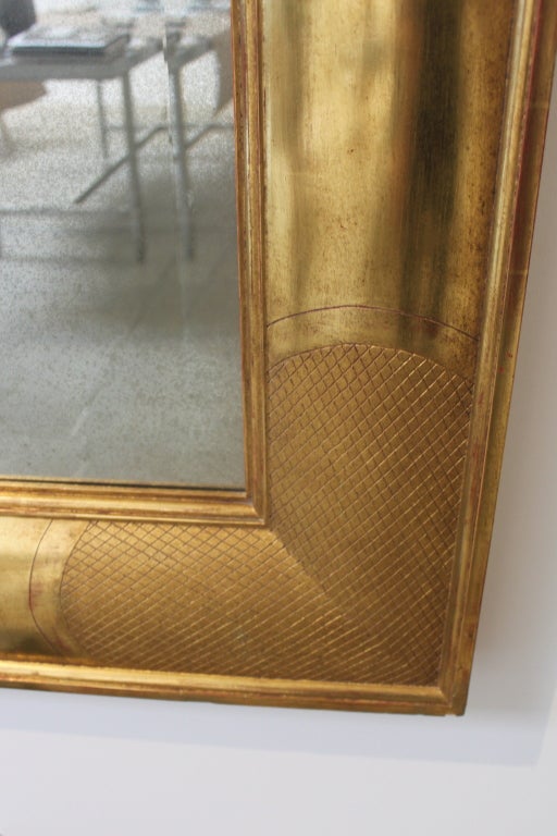 Large Water gilt wall mirror In Excellent Condition In Los Angeles, CA