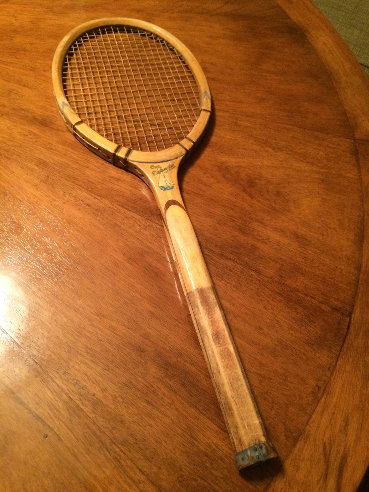 This is a vintage Kent Tennis racket in near mint condition, grip is gone, but easily replaced, case is in one piece but dry rotten, would be a great display piece. Marked Kent Cup Defender.