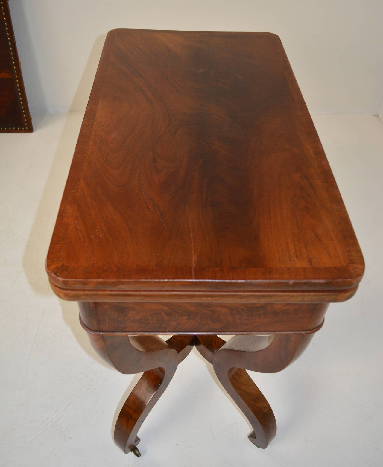 Fine Louis Philippe Card Table In Good Condition For Sale In Palm Springs, CA