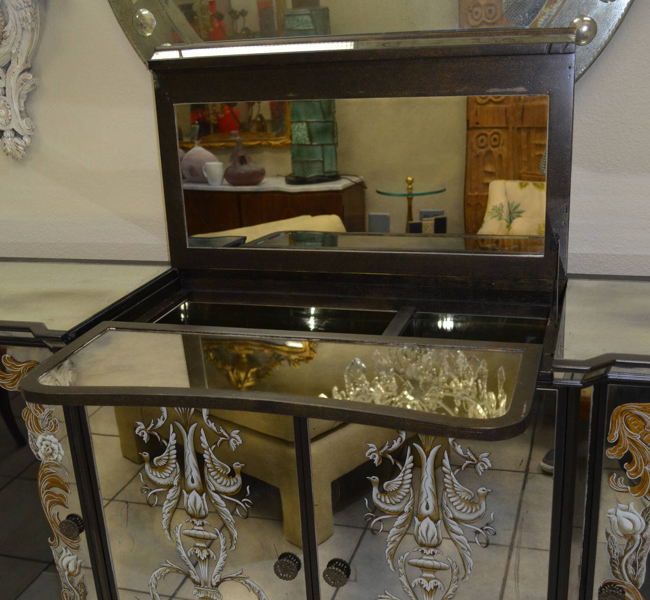 Mirrored Eglomise Cabinet with Bar 1
